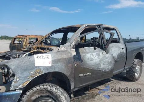 2022 Ram 2500 Tradesman 4X4 6'4 Box из США, поврежденный, VIN 3C6UR5CL6NG122012